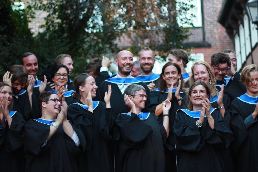 Absolvent*inenn des MBA Sustainability Management 2019
